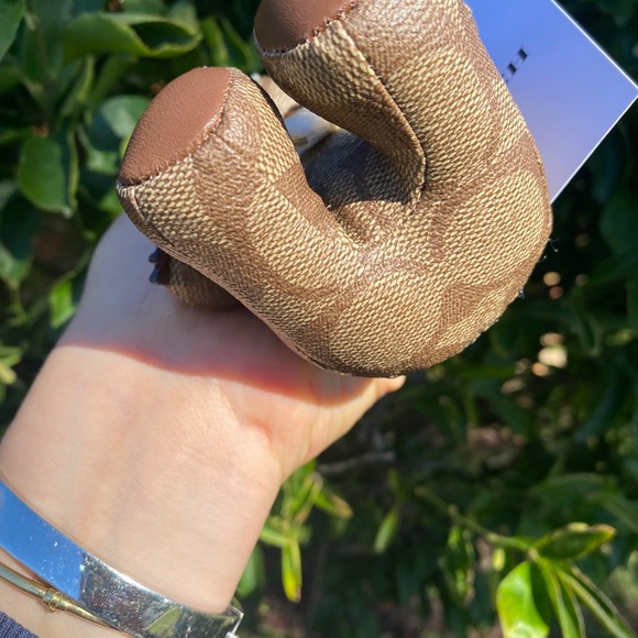 NWT  COACH signature Teddy bear Bag Charm bear - Picture 10 of 13